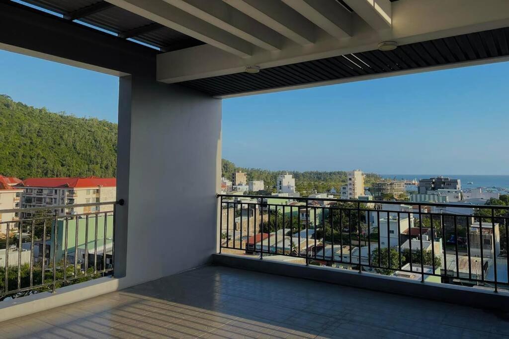 Ami Mountain Sea Cozy - Mountain Iron View Apartment *